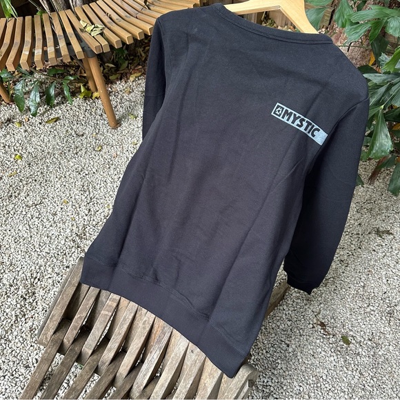 Mystic Crew sweater size S - Picture 1 of 7